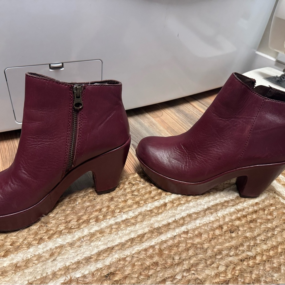 Kork-Ease Women’s Marlo Genuine Leather Platform Zip Ankle Boots Burgundy Size 6